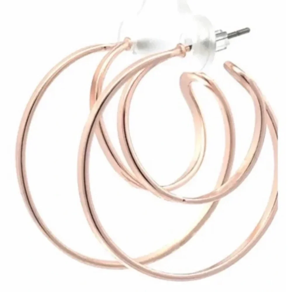 FREE WITH $20+ PURCHASE!